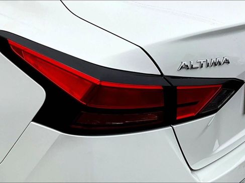 Used 2022 Nissan Altima 2.5 S image 24