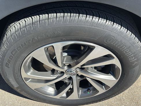 Certified 2023 Buick Envision Essence image 9