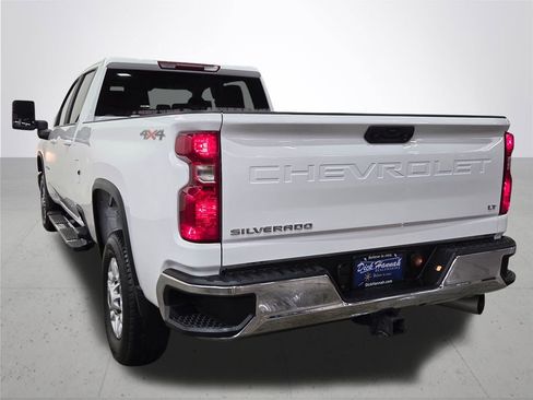 Used 2025 Chevrolet Silverado 2500 LT w/ Convenience Package image 15