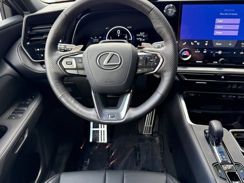 Certified 2025 Lexus TX 500h AWD image 18