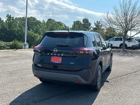 Certified 2023 Nissan Rogue S AWD/4WD image 5