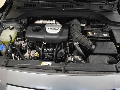 Used 2019 Hyundai Kona Limited AWD/4WD image 28