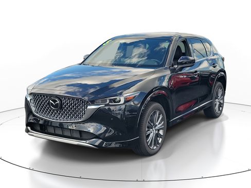 Used 2025 MAZDA CX-5 Signature image 2