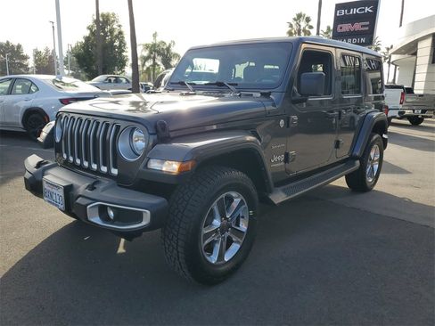 Used 2021 Jeep Wrangler Unlimited Sahara image 2