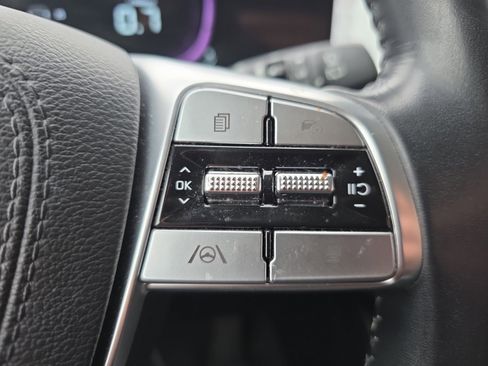 Used 2024 Kia Telluride LX image 20