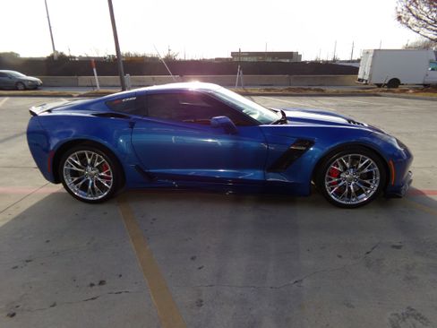 Used 2019 Chevrolet Corvette Z06 image 4
