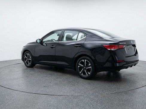 Used 2025 Nissan Sentra SV image 6