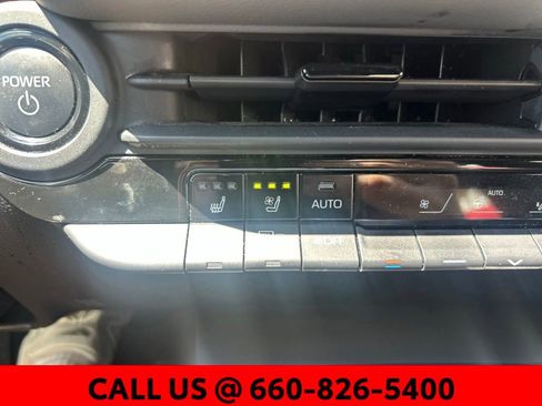 Used 2025 Toyota Crown AWD/4WD image 22