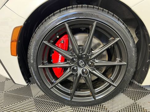 Used 2024 Toyota GR86 TRUENO Edition RWD image 16