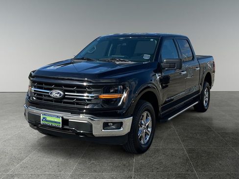 Used 2025 Ford F150 XLT w/ Equipment Group 301A Standard AWD/4WD image 3