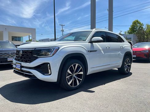 New 2025 Volkswagen Atlas Cross Sport SEL Premium R-Line image 4