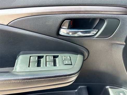 Used 2020 Honda Ridgeline Sport image 17