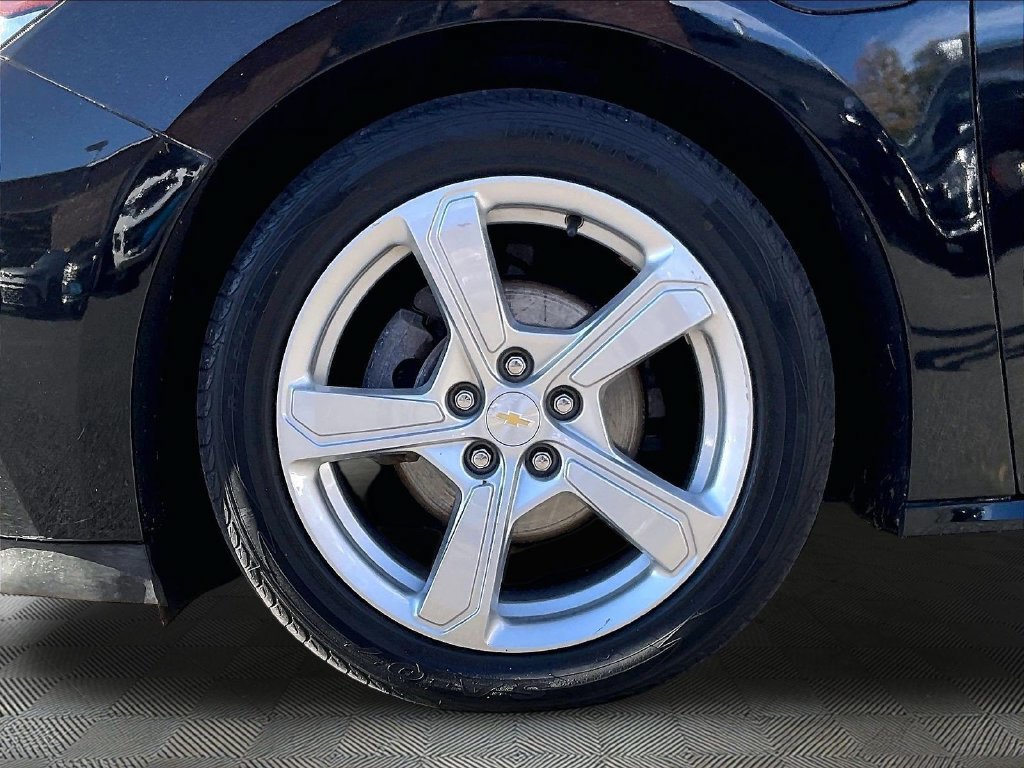 Used 2018 Chevrolet Volt LT FWD image 7
