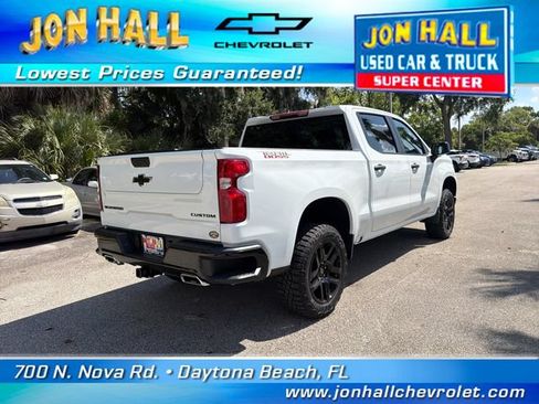 Used 2026 Chevrolet Silverado 1500 Custom Trail Boss w/ LPO, Dark Essentials Package AWD/4WD image 9