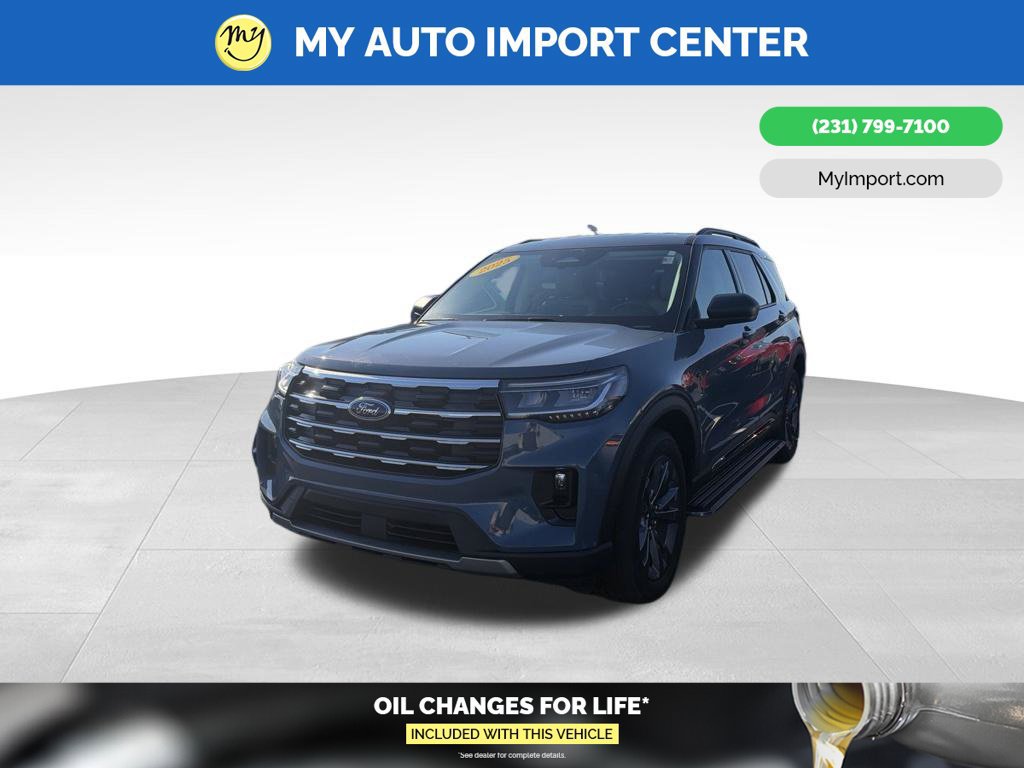 Used 2025 Ford Explorer Active w/ Active Comfort Package AWD/4WD image 3