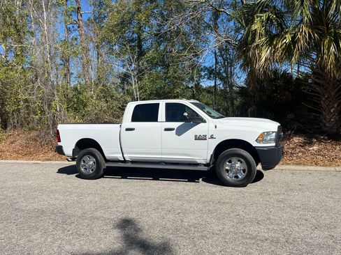 Used 2018 RAM 2500 Tradesman w/ Popular Equipment Group image 2