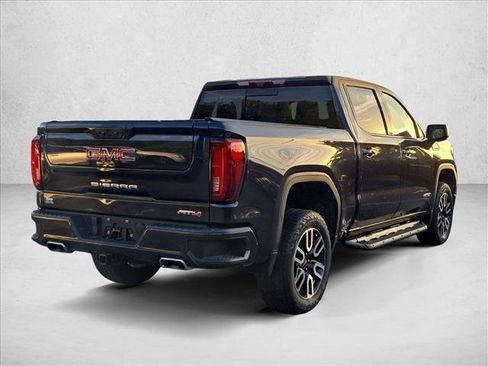 Used 2023 GMC Sierra 1500 AT4 w/ AT4 Premium Package AWD/4WD image 5