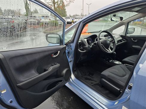 Used 2010 Honda Fit Sport image 7