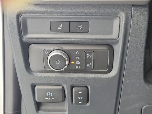 Used 2022 Ford Expedition XLT RWD image 32