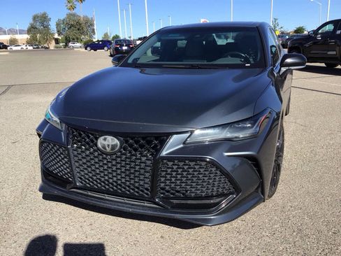 Used 2019 Toyota Avalon Touring w/ Advanced Safety Package FWD image 10
