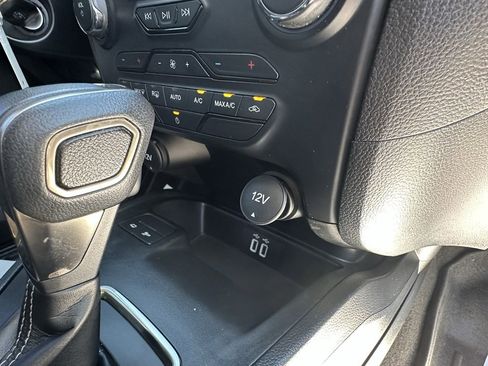 Used 2023 Ford Ranger XLT w/ Equipment Group 301A Mid image 15