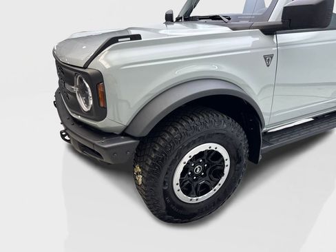 Used 2023 Ford Bronco 2-Door w/ Sasquatch Package AWD/4WD image 17