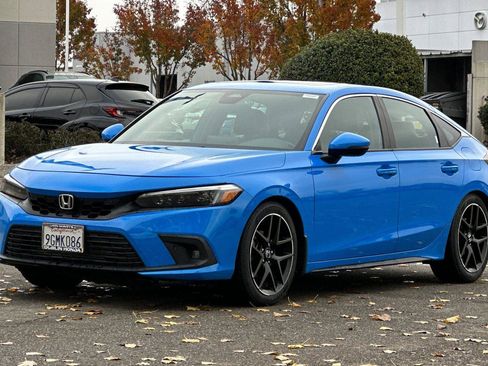 Used 2023 Honda Civic Sport image 8