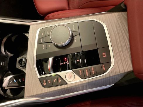 Used 2026 BMW 230i Coupe w/ Premium Package RWD image 7