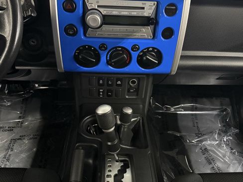 Used 2007 Toyota FJ Cruiser 4WD image 30