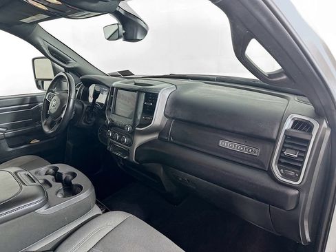Used 2024 RAM 3500 Big Horn AWD/4WD image 32