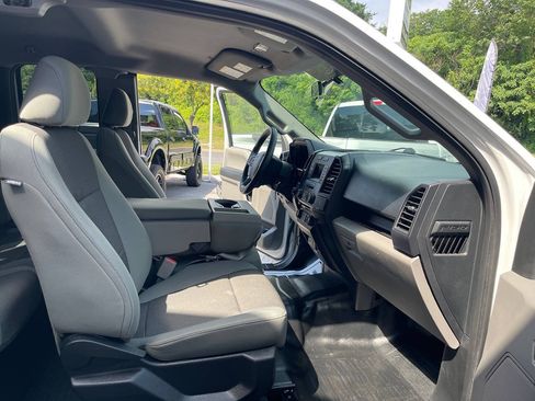 Used 2017 Ford F150 XL w/ Equipment Group 101A Mid AWD/4WD image 29