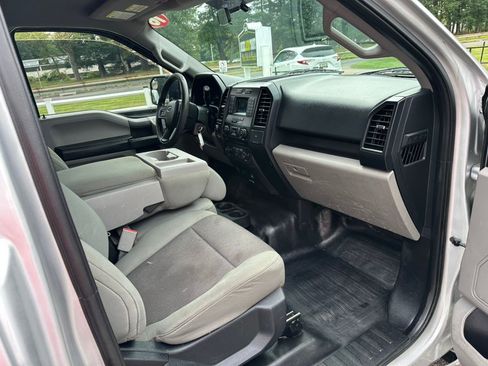 Used 2016 Ford F150 XL w/ Equipment Group 101A Mid AWD/4WD image 12