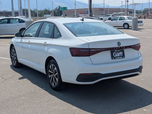 Used 2026 Volkswagen Jetta S FWD image 5
