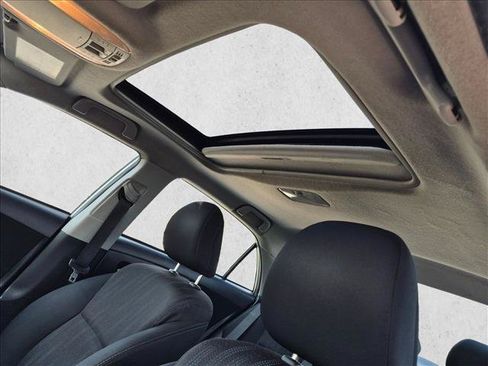 Used 2013 Toyota Corolla S w/ Premium Pkg FWD image 13