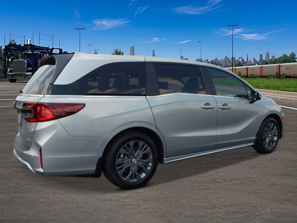 New 2027 Honda Odyssey Touring image 2