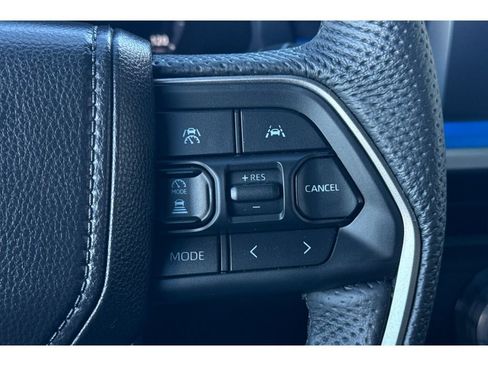 Certified 2025 Toyota Tacoma TRD Sport image 26