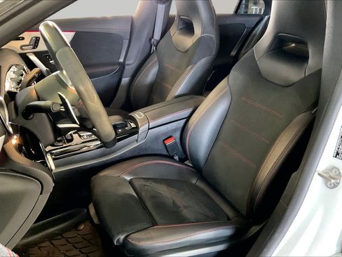 Used 2022 Mercedes-Benz CLA 35 AMG 4MATIC image 7
