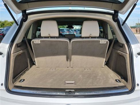 Used 2014 Audi Q7 TDI Prestige w/ Prestige Package image 30