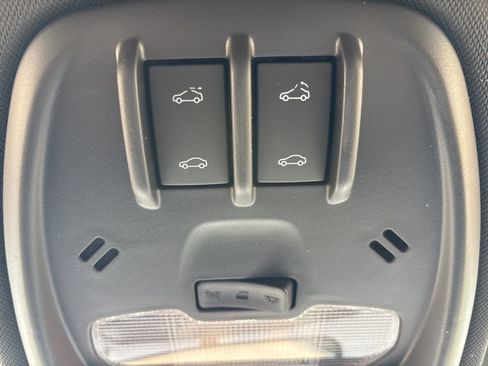 New 2026 Chevrolet Trax RS w/ Sunroof Package image 20