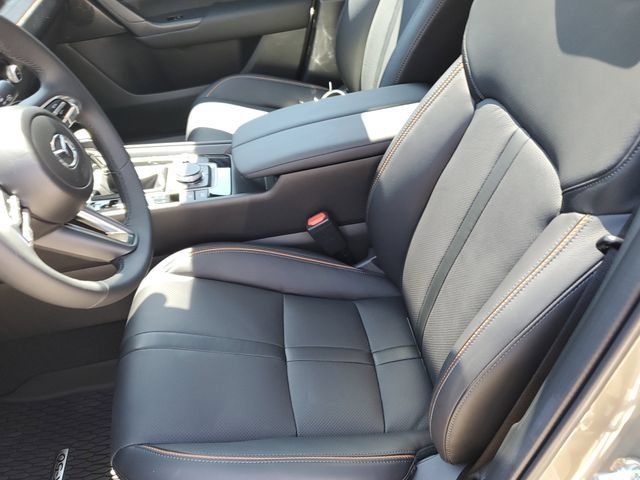 Certified 2026 MAZDA CX-50 AWD 2.5 S w/ Weather Package image 17