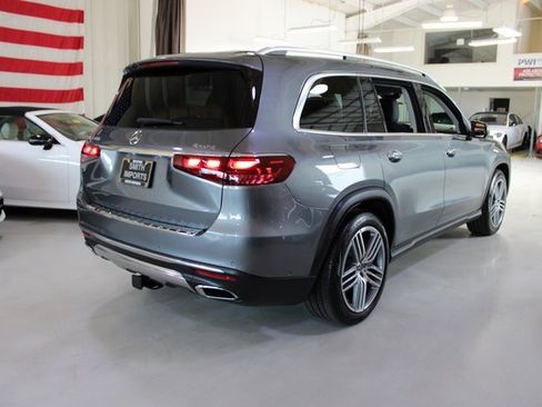 Used 2024 Mercedes-Benz GLS 450 4MATIC image 25