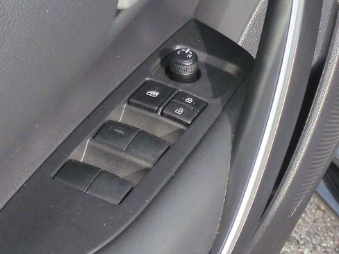Used 2024 Toyota Corolla SE FWD image 21