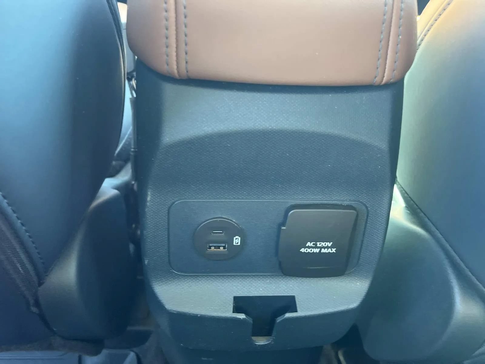 Used 2024 Ford Maverick Lariat w/ FX4 Off-Road Package AWD/4WD image 19