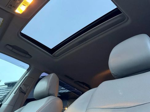 Used 2013 Toyota Highlander Limited image 15