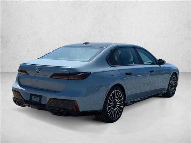 New 2026 BMW 760i xDrive w/ Premium Package AWD/4WD image 2