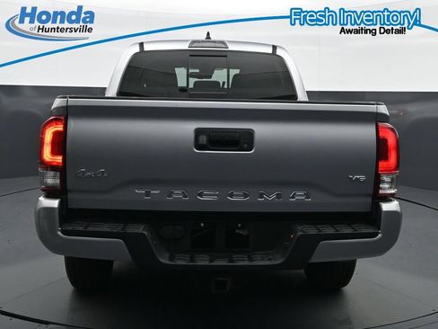 Used 2023 Toyota Tacoma SR5 w/ Technology Package AWD/4WD image 8