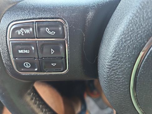 Used 2016 Jeep Wrangler Sahara AWD/4WD image 21