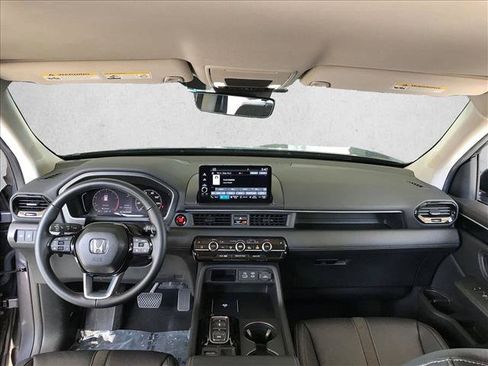 Certified 2023 Honda Pilot EX-L image 17