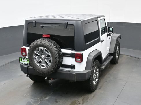 Used 2018 Jeep Wrangler Rubicon w/ Power Convenience Group image 34