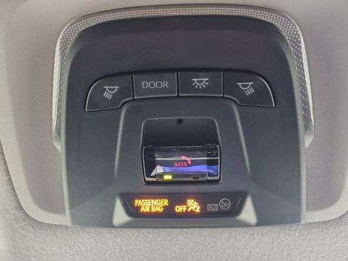 Used 2023 Toyota Corolla Cross LE image 15